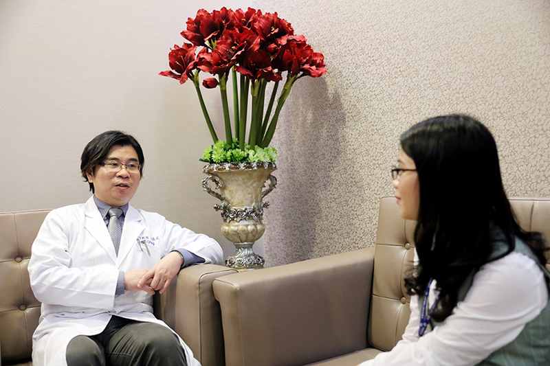 張長正醫師|Disease Based 的美容醫學 美容醫學中心 張長正醫師